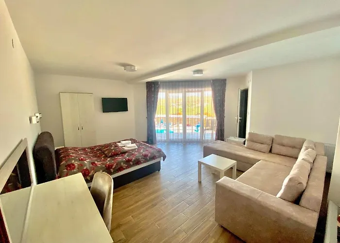 Hotel Sunrise Delcevo photo